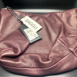 BAGGU Hobo Bag in Rich Burgundy